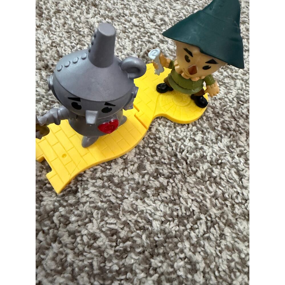Wizard of Oz Chibi Tin Man Scarecrow Witch with Yellow Brick Road Toy